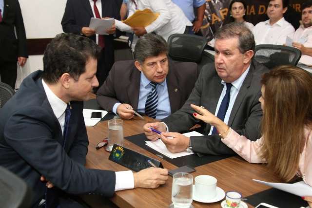 Projeto prev&ecirc; que denunciante fique com 10% de multa contra empresa