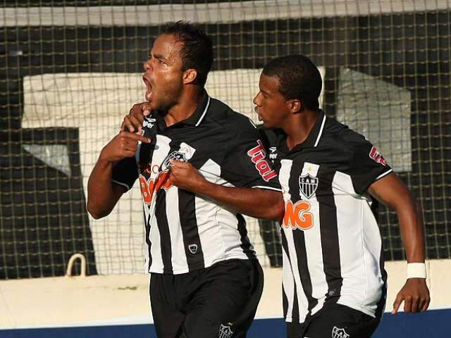  Cruzeiro &eacute; derrotado pelo Atl&eacute;tico e perde vantagem na decis&atilde;o do estadual mineiro 