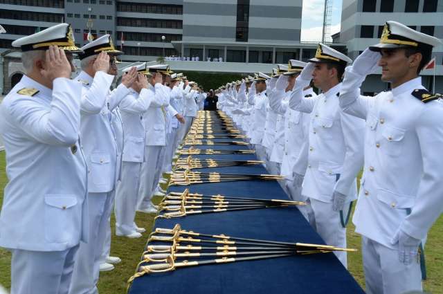 Marinha abre sele&ccedil;&atilde;o para oficiais tempor&aacute;rios em MS