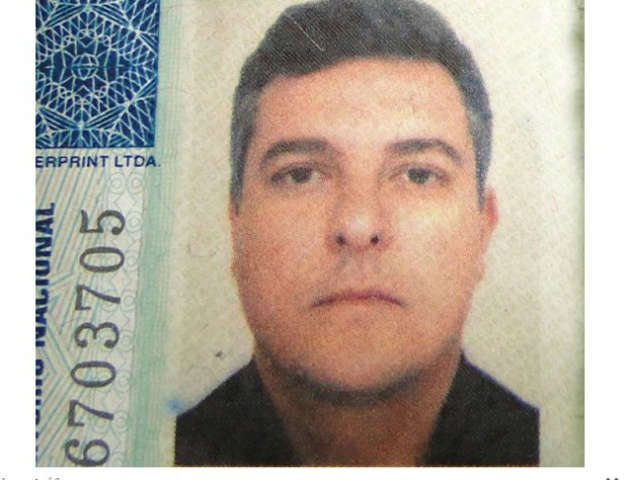  Dupla em S-10 &eacute; suspeita de matar piloto da TAM em Anast&aacute;cio