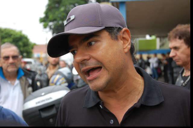  &lsquo;Ela t&aacute; na parada&rsquo;, diz Nelsinho Trad sobre mudan&ccedil;a de t&iacute;tulo de Simone