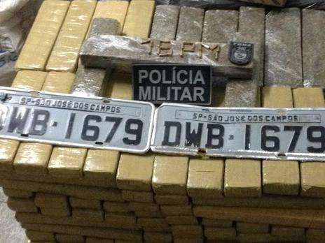 PM apreende adolescente com 263 tabletes de maconha e muni&ccedil;&atilde;o na MS-145