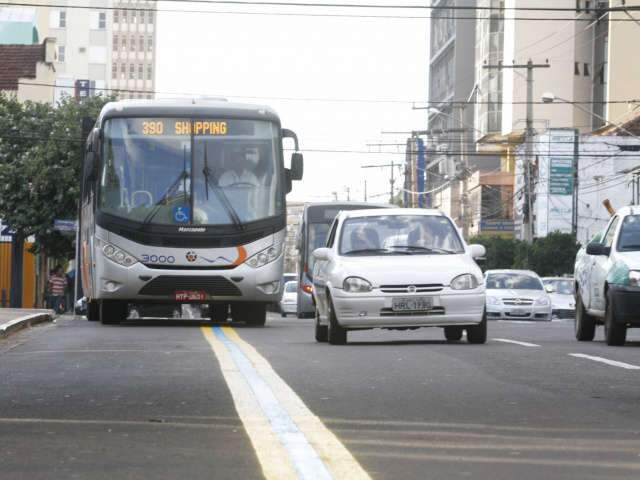  Prefeito pode abrir nova licita&ccedil;&atilde;o para explorar corredores de &ocirc;nibus