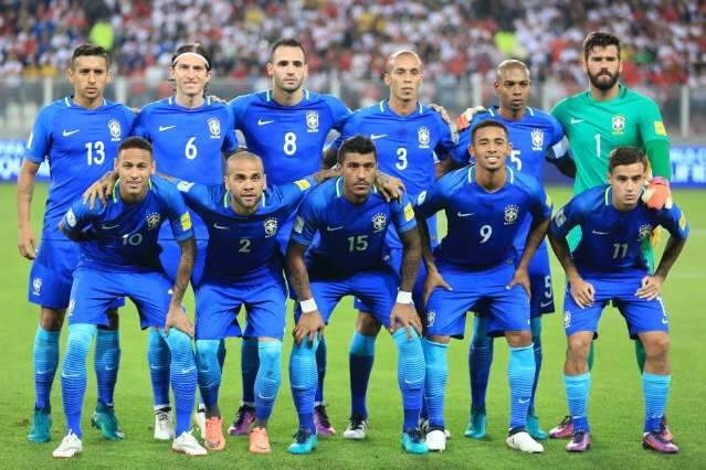 Com mudan&ccedil;as e toda de azul, Sele&ccedil;&atilde;o encara a Col&ocirc;mbia hoje &agrave; tarde