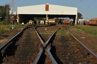 Sede da ferrovia em Campo Grande, hoje sem nenhum funcionário, segundo o Sindicato dos ferroviários (Foto: Alcides Neto)