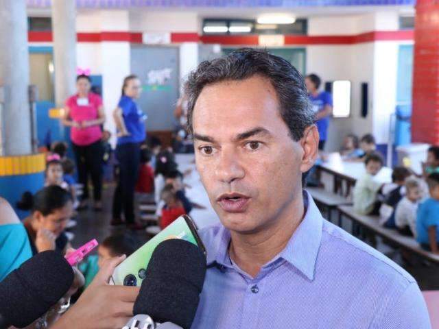 Marquinhos diz que fez adequa&ccedil;&otilde;es e melhorou seguran&ccedil;a das escolas