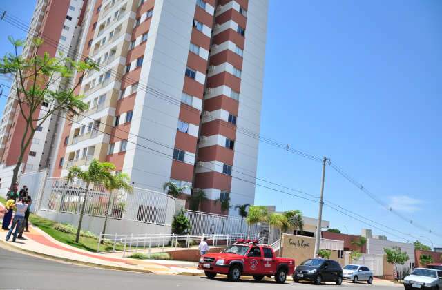  Escola aciona psic&oacute;logos para acolher colegas de menino que caiu de pr&eacute;dio