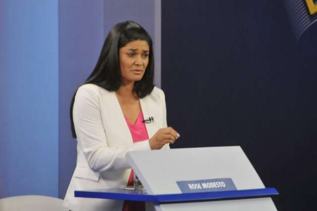 &Uacute;ltimo bloco de debate tem tapa-buraco, Coffee Break e ex-prefeitos 