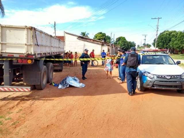 Mototaxista mata ex-mulher a tiros na frente do filho e comete suic&iacute;dio