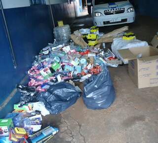  Pol&iacute;cia Rodovi&aacute;ria apreende 73 quilos de maconha e produtos de descaminho