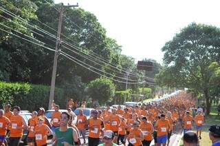 6ª Meia-Maratona Volta das Nações teve 26 mil inscritos e uma pessoa morreu durante a prova (Foto: Alcides Neto)