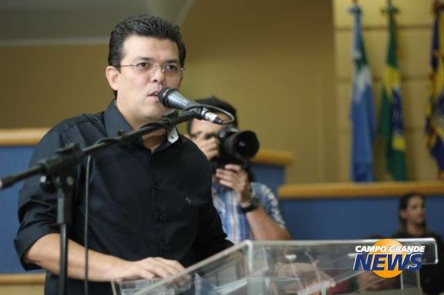 C&acirc;mara vota amanh&atilde; relat&oacute;rio da Comiss&atilde;o Processante contra Olarte