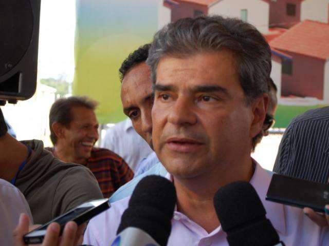 Prefeito e vereadores se re&uacute;nem nesta segunda para discutir IPTU