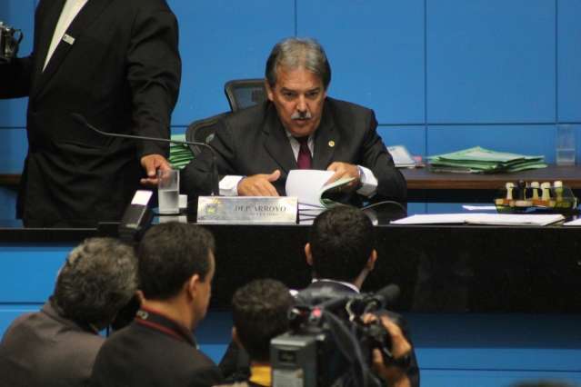 Parecer do MPE &eacute; contra nomea&ccedil;&atilde;o de Arroyo para vaga no TCE 