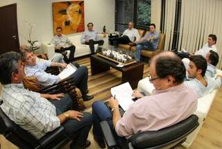 Empresários e membros do governo se reuniram ontem. (Foto:Chico Ribeiro/Notícias MS)