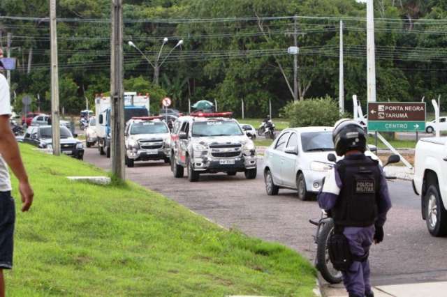 Come&ccedil;a transfer&ecirc;ncia de l&iacute;deres de massacre; MS &eacute; um dos destinos