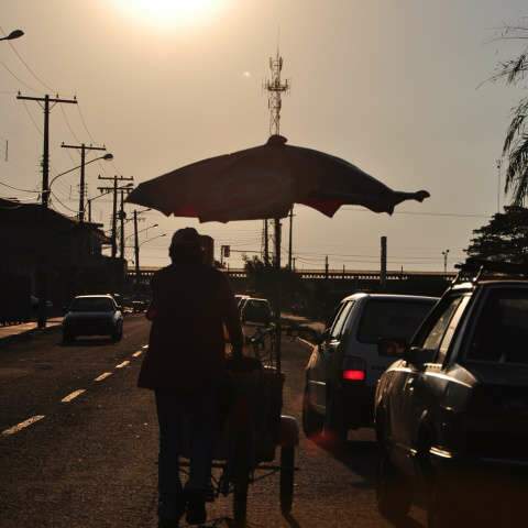  Temperaturas em alta, sensa&ccedil;&atilde;o t&eacute;rmica chegou a 43&deg;C no estado