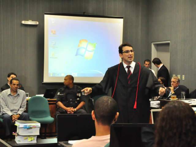 &ldquo;Hoje n&atilde;o foi feita justi&ccedil;a, foi aplicada a lei&rdquo;, diz promotor sobre condena&ccedil;&atilde;o 