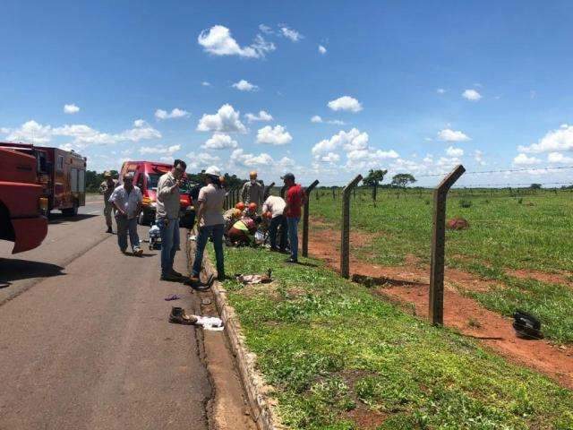 Motociclista envolvido em acidente com caminh&atilde;o est&aacute; em estado grave