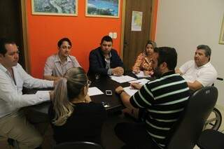 Reunião iniciou trabalho para elaboração do plano de mobilidade urbana de Naviraí (Foto: Divulgação)