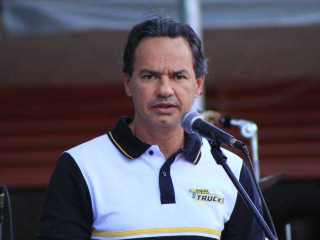Projeto sobre elei&ccedil;&atilde;o nas escolas teve debate amplo, diz prefeito