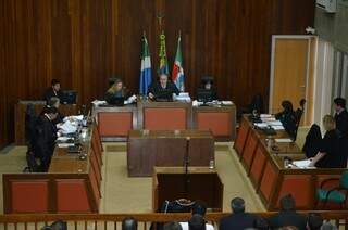 Sessão do Tribunal de Justiça que determinou o retorno de Bernal (Foto: Vanessa Tamires)