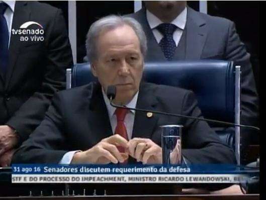 Senado reinicia sess&atilde;o que decide se Dilma perde de vez ou n&atilde;o o mandato