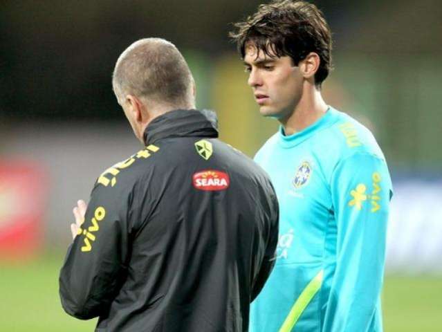 Com Kak&aacute; de volta, sele&ccedil;&atilde;o faz amistoso contra o Iraque nesta quinta