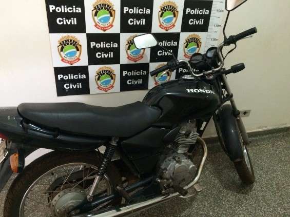 Pol&iacute;cia prende dupla acusada de tentar matar jovem em festa no Cidade Morena