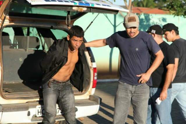  Preso suspeito de assaltar joalheria em Coxim; pol&iacute;cia recupera j&oacute;ias 