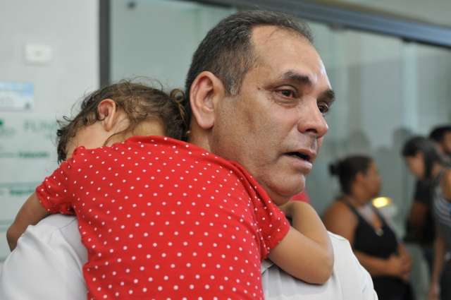 Morte de t&eacute;cnico, que era contra reagir em assalto, causa como&ccedil;&atilde;o em bairro