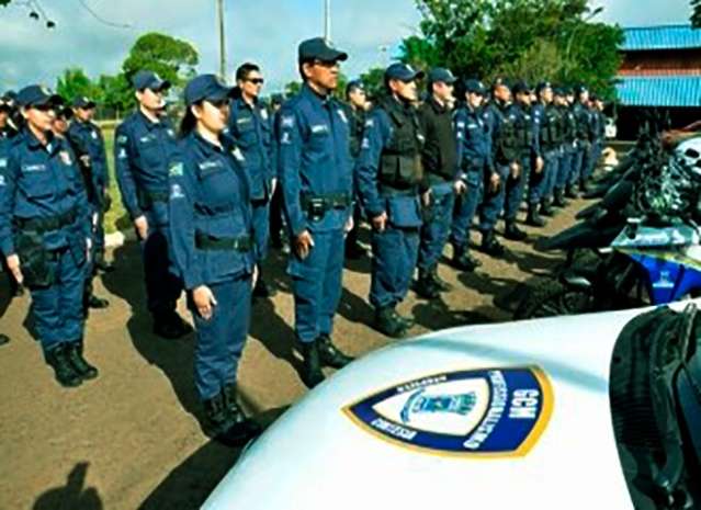 Guardas civis municipais ter&atilde;o carteira funcional de porte obrigat&oacute;rio