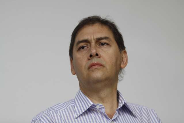 Pesquisa monstra queda de 13 pontos percentuais na aprova&ccedil;&atilde;o de Bernal