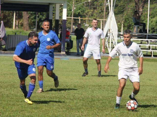 Copa da Madrugada come&ccedil;a com 22 gols em cinco rodadas na Capital