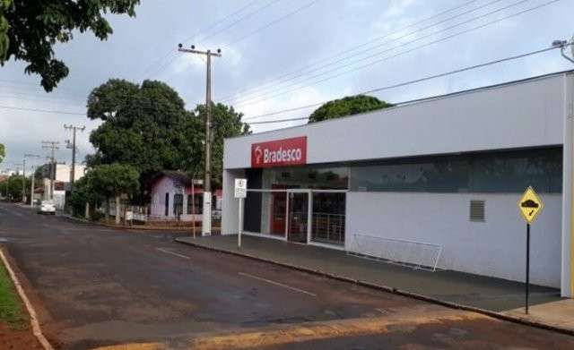 Suspeitos de furtarem R$ 270  mil de banco no MS s&atilde;o presos em SP