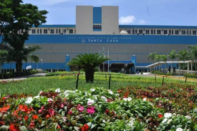 Com vida e morte sem documentos, h&aacute; 40 dias Maria espera ser sepultada 