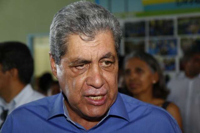 Assembleia pode fazer sess&atilde;o extra para ler ren&uacute;ncia de Andr&eacute; na sexta