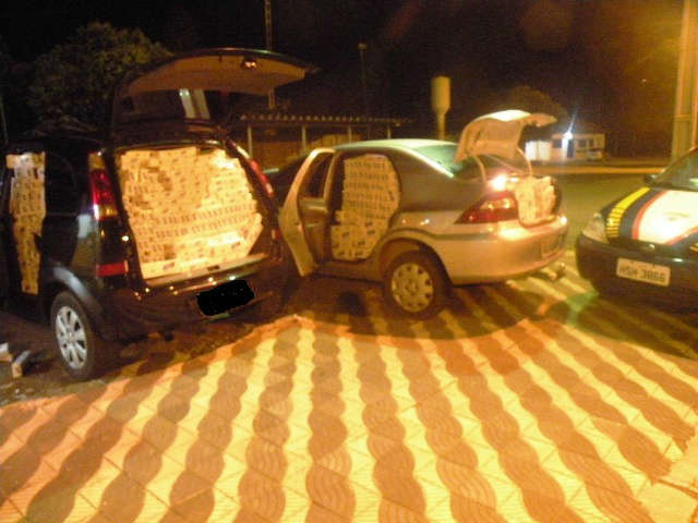  Cerca de 3 mil pacotes de cigarros s&atilde;o apreendidos na BR-163, em Coxim