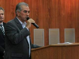 Governador discursa em evento da OAB, que aconteceu semana passada. (Foto: Marina Pacheco/Arquivo).