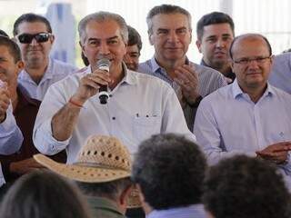 Governador Reinaldo Azambuja (PSDB) durante agenda pública em Paraíso das Águas (Foto: Chico Ribeiro - Governo MS)