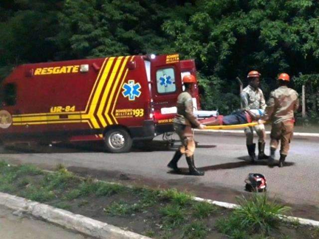 Mototaxista clandestino foge, depois de causar acidente com v&iacute;tima em avenida 