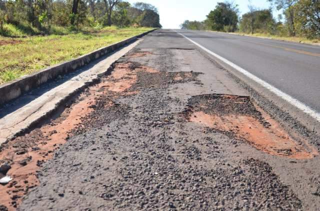 Crise atrasa licita&ccedil;&atilde;o e deixa 189 quil&ocirc;metros de turbul&ecirc;ncia na BR-262