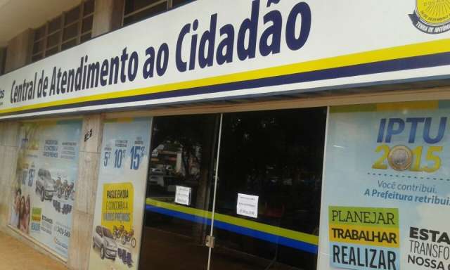 Prefeitura oficializa expediente de seis horas em &oacute;rg&atilde;os municipais