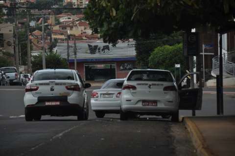 “Olhos da cidade”, taxistas ajudam até encontrar veículos levados por ladrões