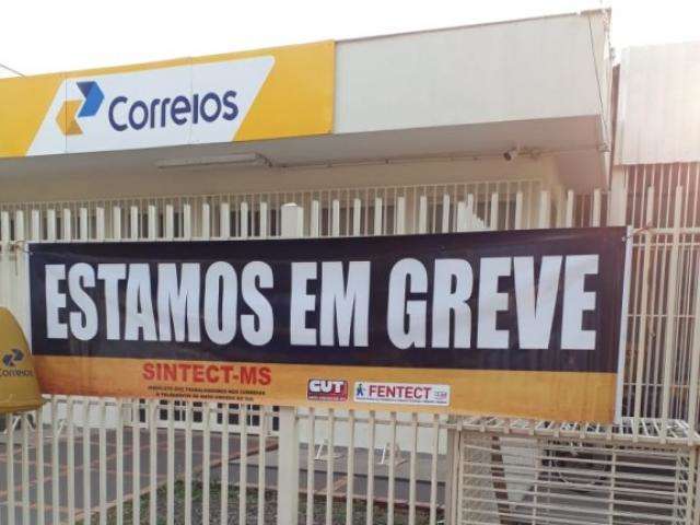 TST determina que 70% dos servidores em greve retomem atividades 