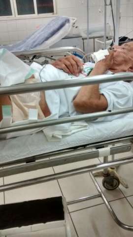 Idosa com doen&ccedil;a grave espera por vaga em hospital h&aacute; mais de 48 horas