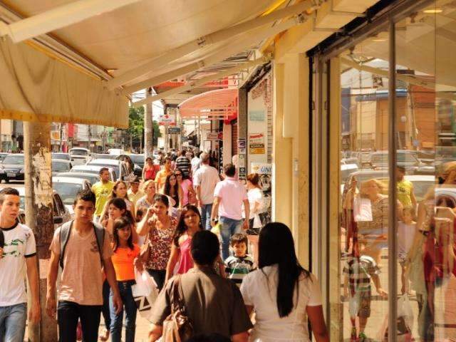 Cresce n&uacute;mero de fam&iacute;lias endividadas em Campo Grande