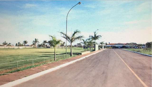 Comercial treina em Bras&iacute;lia e amanh&atilde; encara o Ceil&acirc;ndia pela S&eacute;rie D