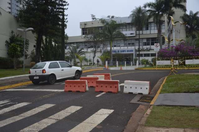 Prefeitura ter&aacute; seguran&ccedil;a refor&ccedil;ada e estacionamento fechado at&eacute; domingo 