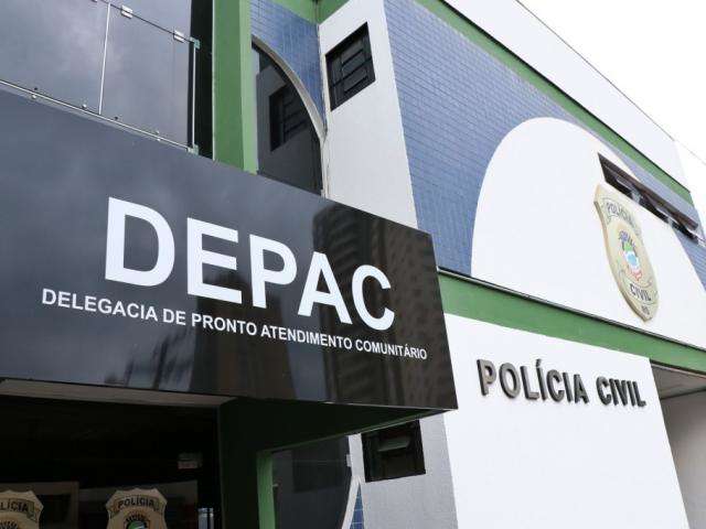 Casal preso por furto diz que invadiu casa ap&oacute;s bater palma para &quot;pedir &aacute;gua&quot;